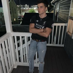 Meet your Posher, Daniel